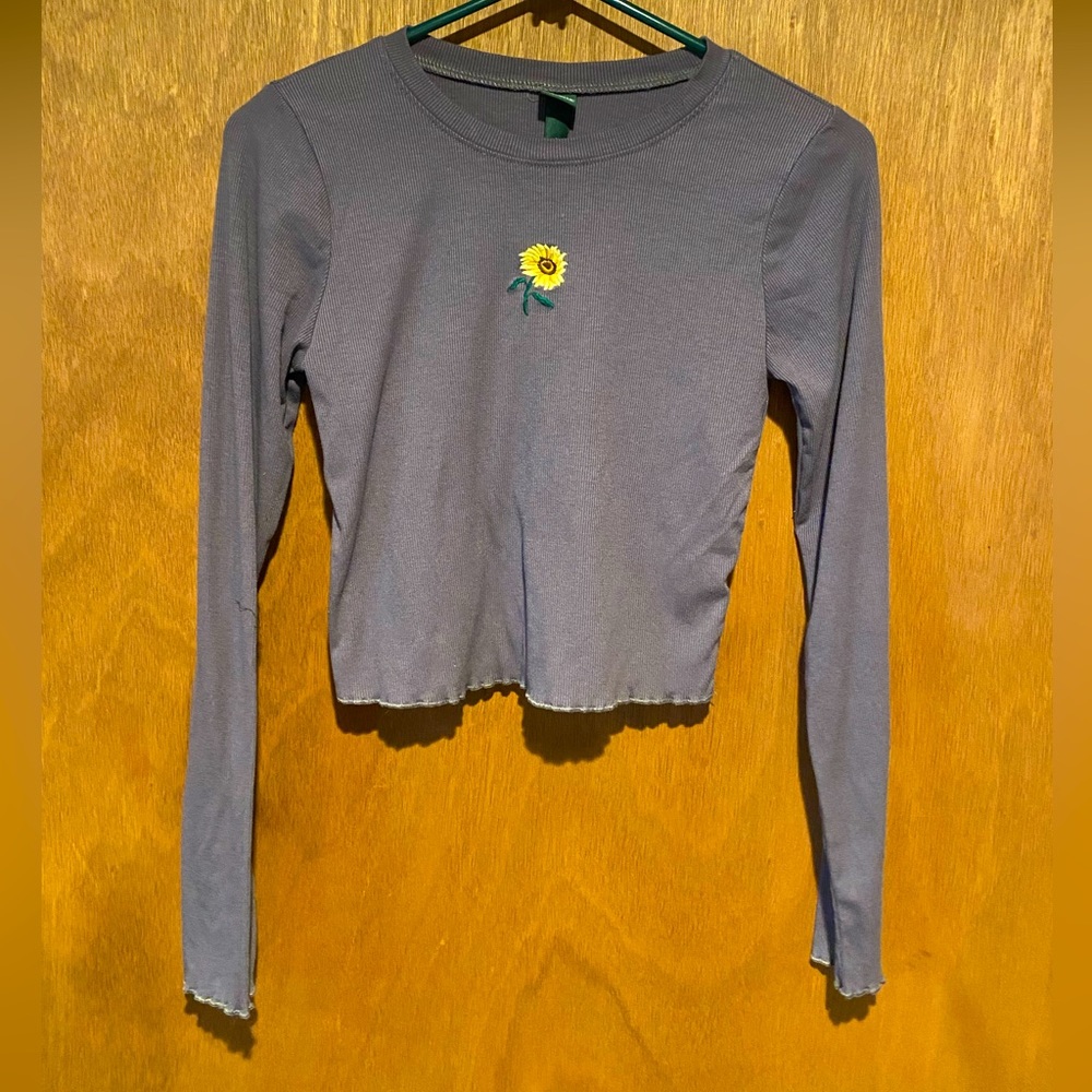 Sunflower top.